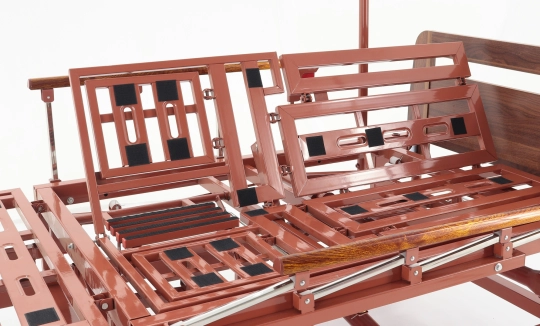 Кровать электрическая MED-MOS YG-3 (ЛДСП кор., 13 секций, матрас, столик, ванночка,ТУ эл.,БП,К,0) - 5